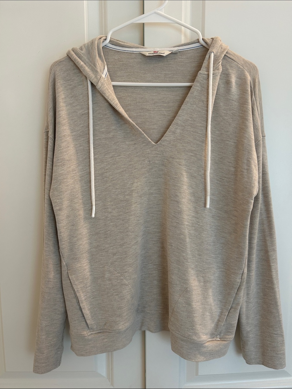 Vineyard Vines Women’s V-Neck Lightweight Hoodie - cream sweatshirt